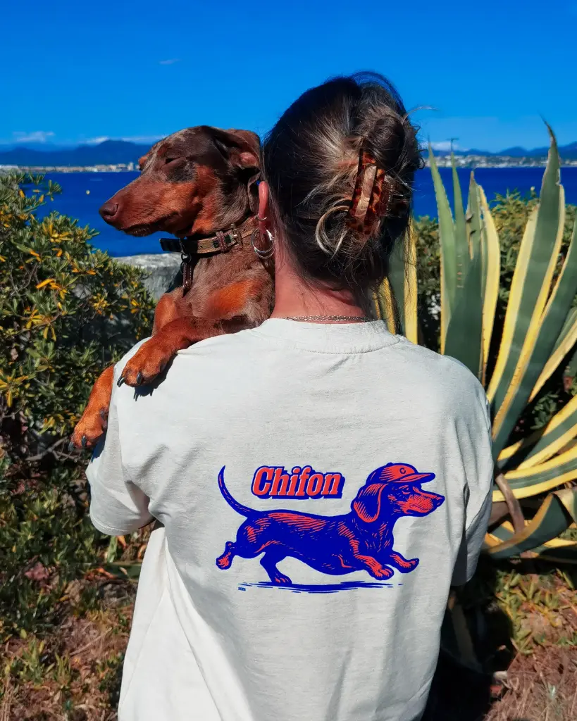 T-Shirt running doggo